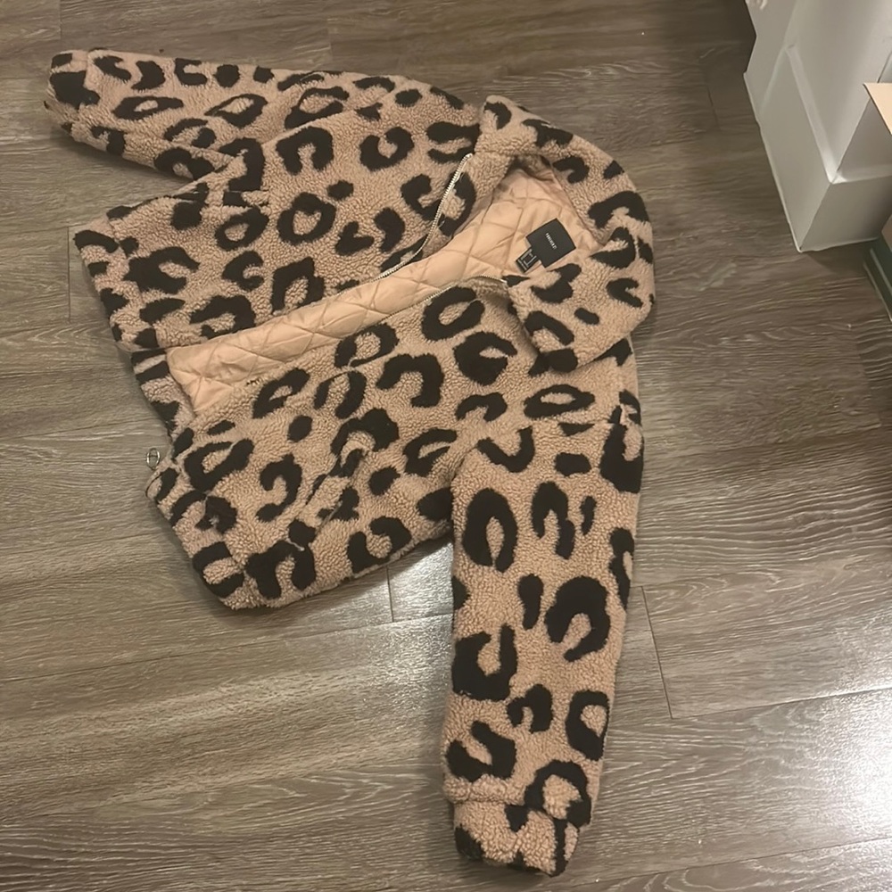 FOREVER 21 Sherpa jacket